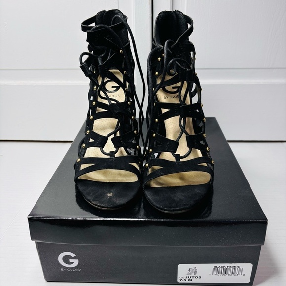 G BY GUESS Juto5 Black Fabric Heels Size 7.5 - Picture 3 of 8